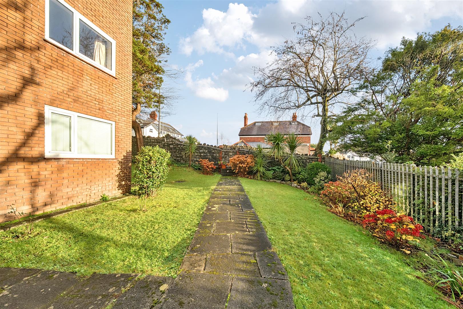 Groves Avenue, Langland, Swansea, SA3 4QX